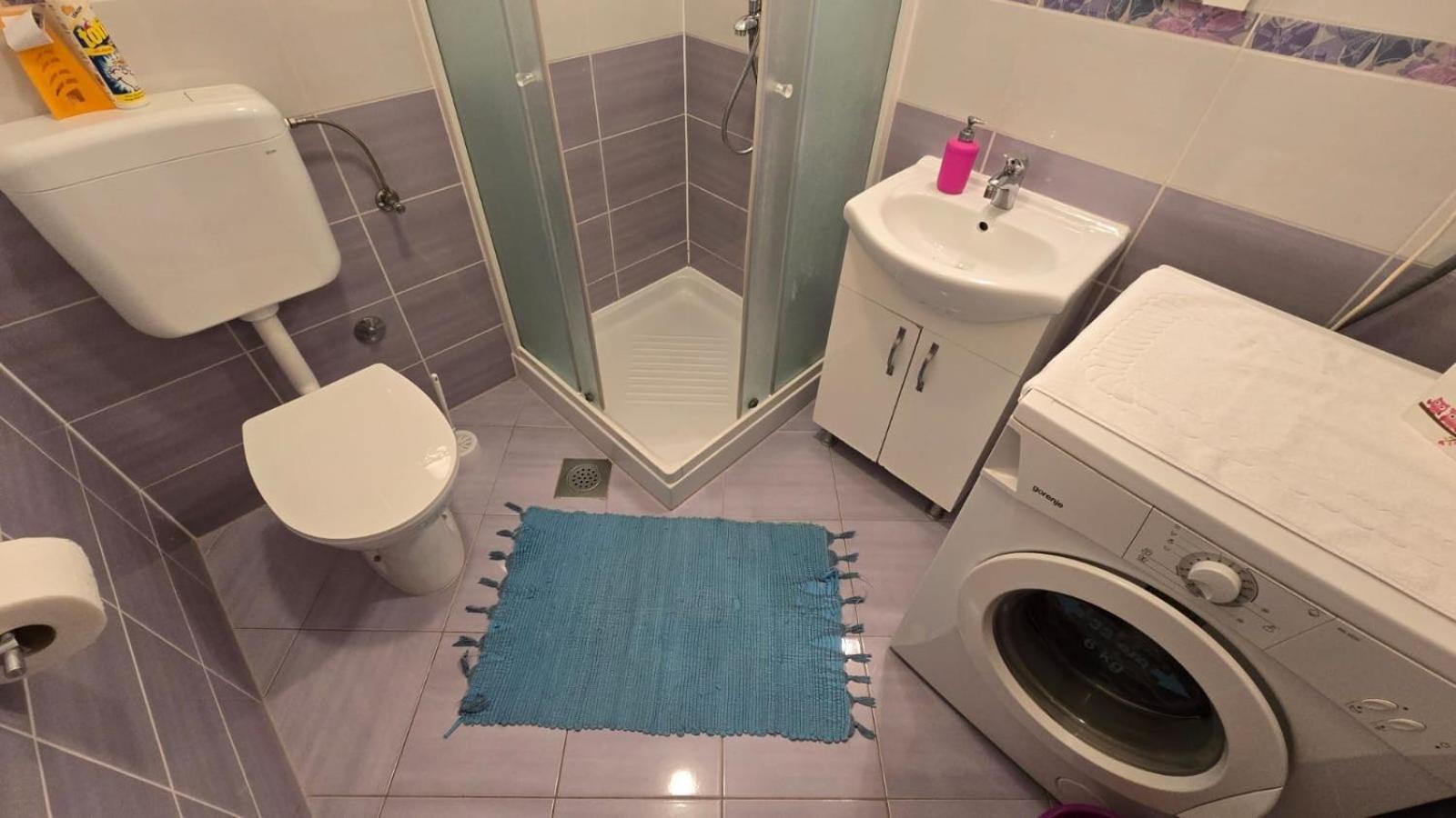 Studio Apartment Ljubica For 2 Persons 150M From The Beach 波雷奇 外观 照片